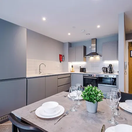 Hilltop Serviced Apartments - Sheffield Exterior photo