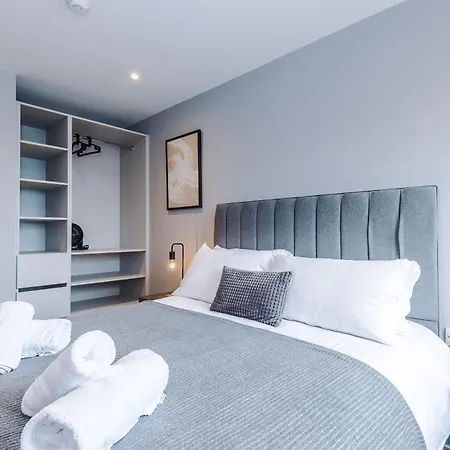 Hilltop Serviced Apartments - Sheffield Exterior photo